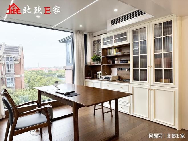式住宅细腻美学营造温柔别致的氛围！pg电子入口北欧E家：190㎡轻法(图7)