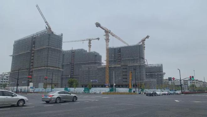 环置地中心望云发布：为何人人争抢pg试玩®华润望云售楼处 华润中(图8)